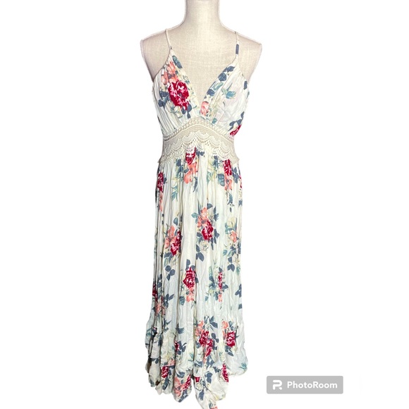 Rue21 | Dresses | Nwt Rue 2 Floral Lace Trimned Maxi Dress | Poshmark